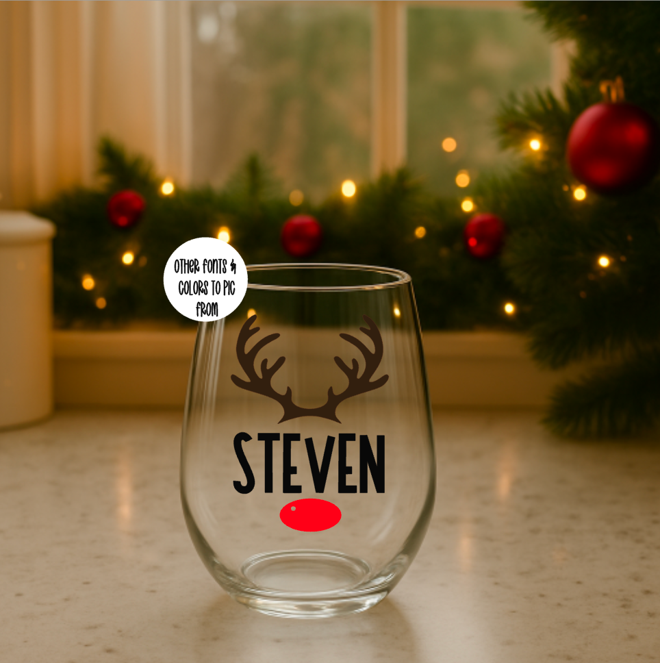Clear 15oz glass with personalized design of antlers and bow, featuring a name on it